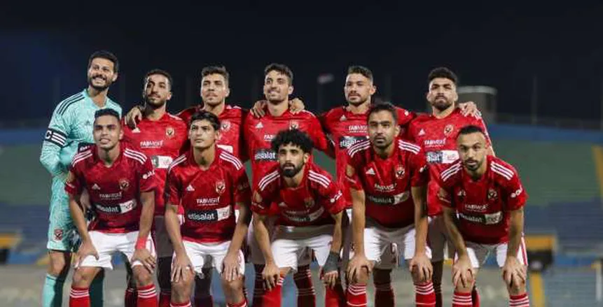 الأهلي ينهي التعاقد مع مهاجم أجنبي جديد.. ليس «سوزا»