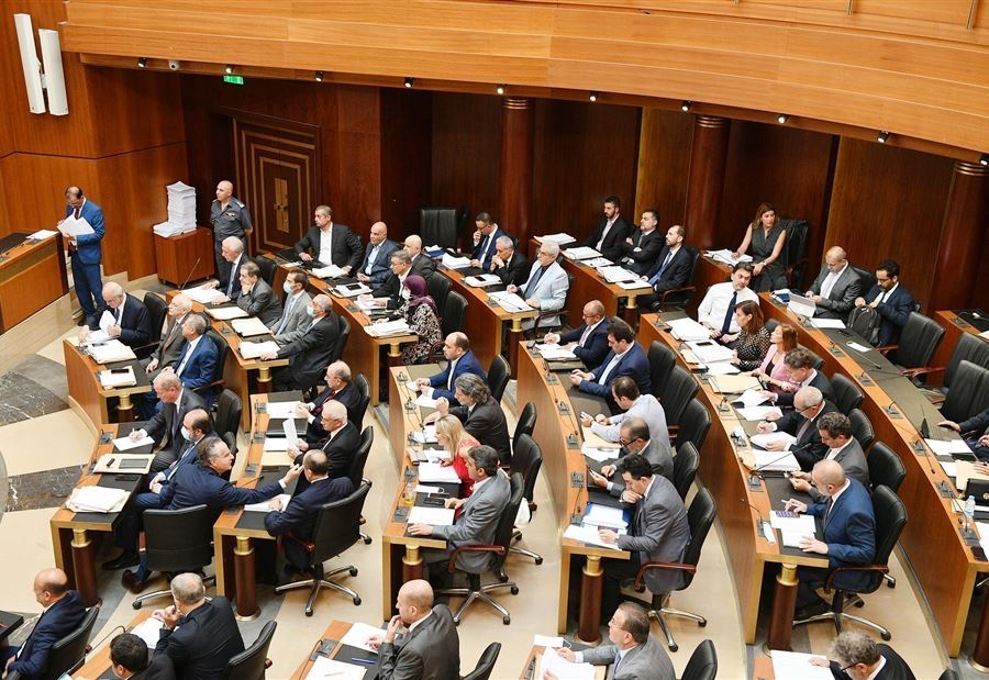 جلسة تشريعية بنصاب مكتمل... بندان من خارج جدول الأعمال!