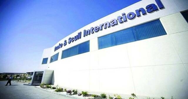 "دريك آند سكل" الإماراتية تُعمق خسائرها بالنصف الأول