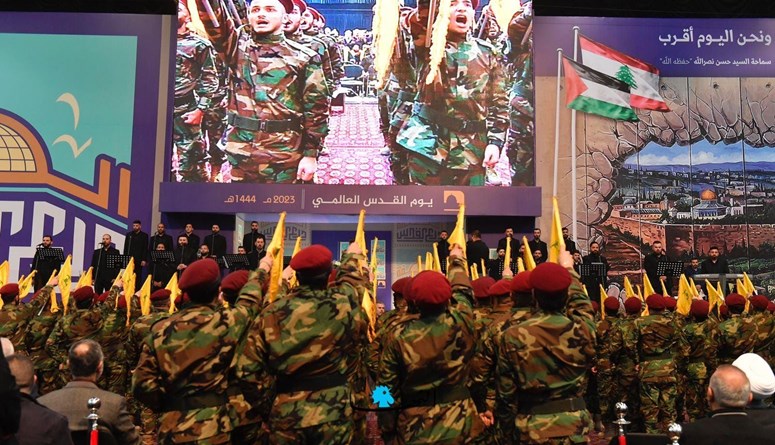 استعراض منتسبين إلى "حزب الله" (أرشيف "النهار").