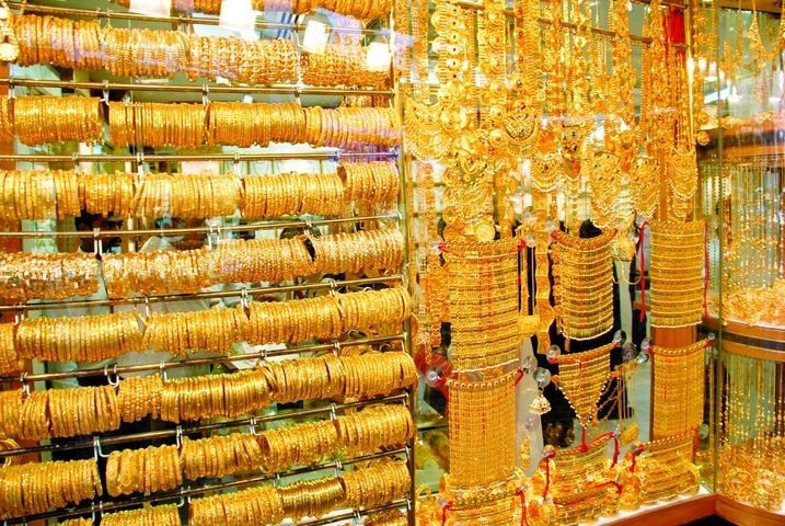 علشان ميتنصبش عليك.. نصائح مهمة عند شراء الذهب