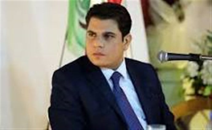 "عيب"...زهران: على النواب الإجابة على الأسئلة الفرنسية لأنها لم تحصل حتى في "دول الموز"