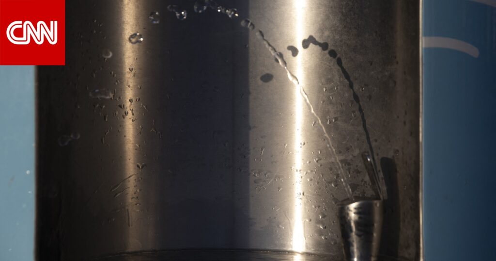 كيف يمكن لمحطات تعبئة زجاجات المياه أن تؤثر على صحة الأطفال؟